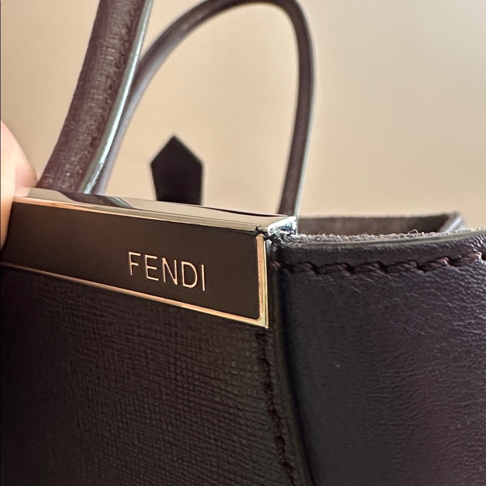 Fendi 2 Jours Plum Large Leather Tote Bag - Picture 17 of 17
